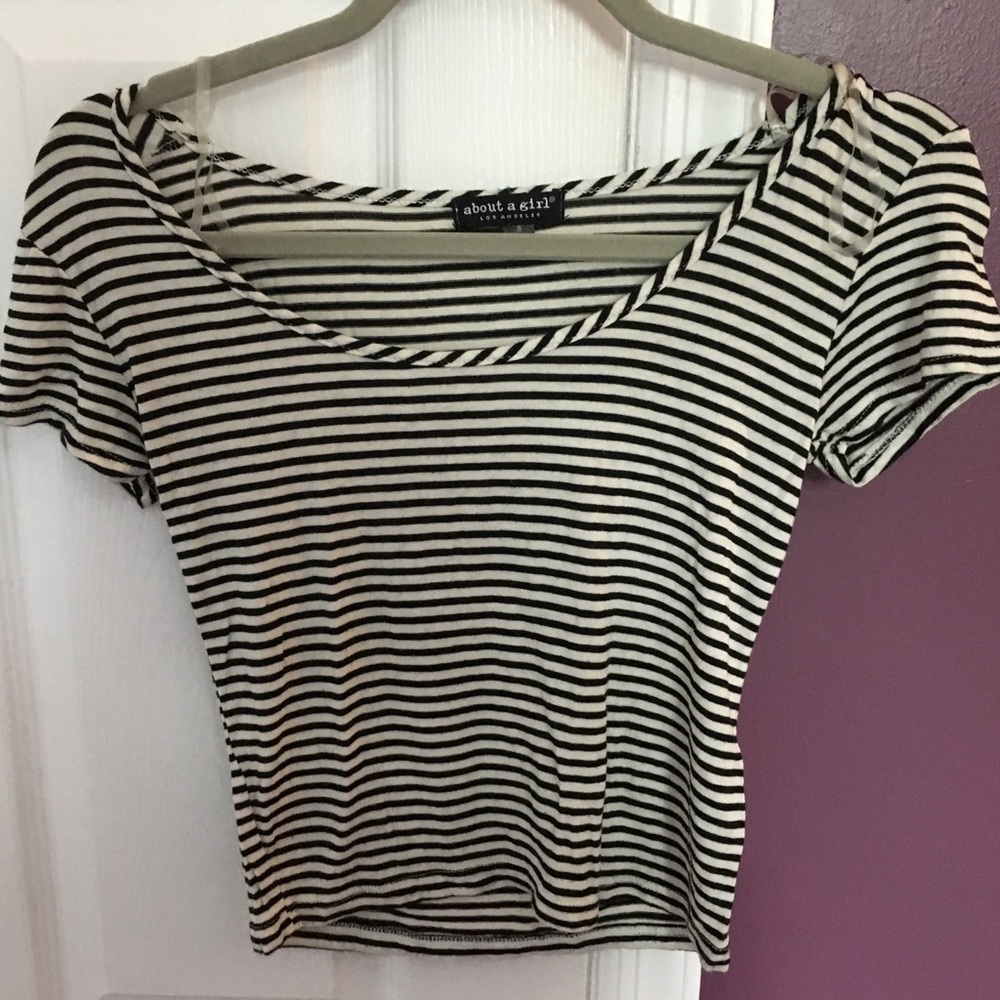 About a girl black and white striped crop top